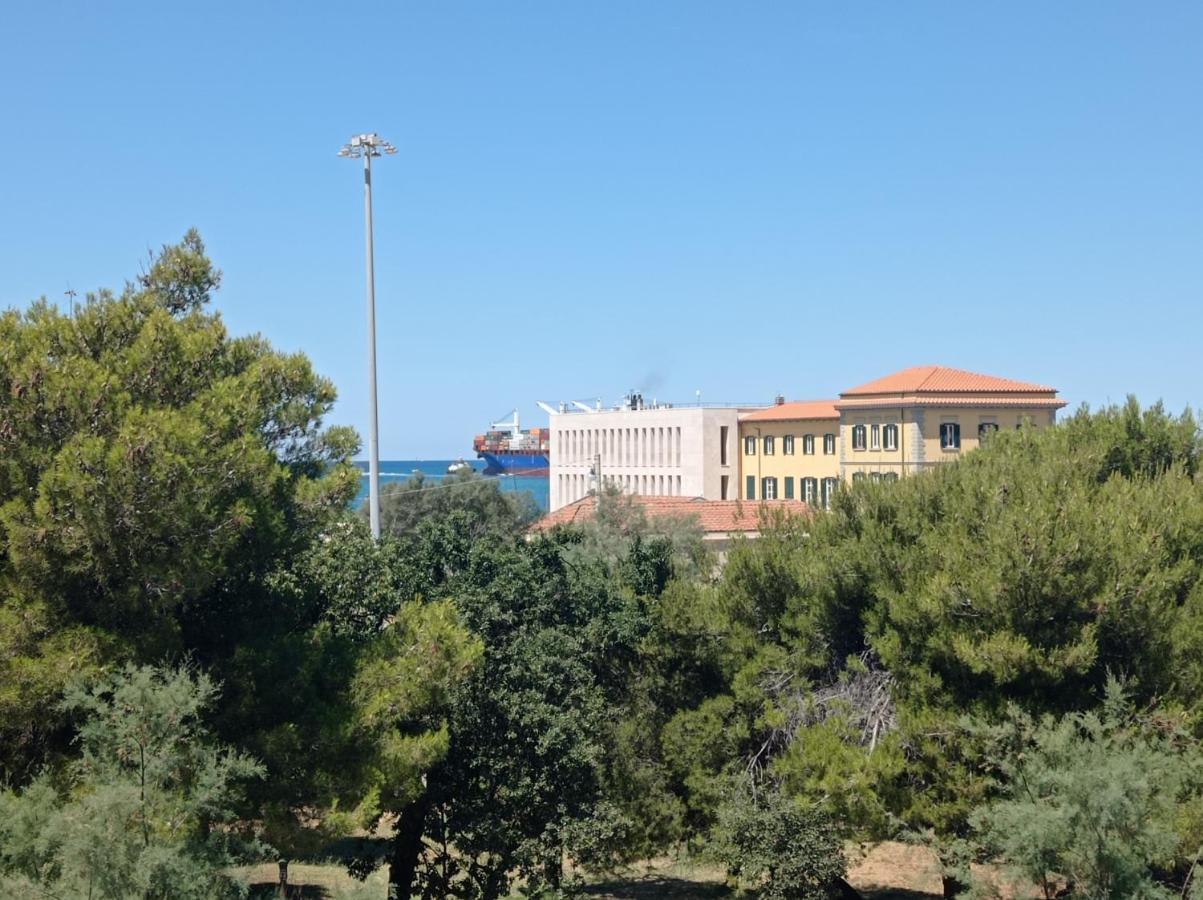Appartamento Con Incantevole Vista Mare Livorno Exterior foto