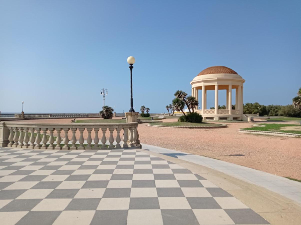 Appartamento Con Incantevole Vista Mare Livorno Exterior foto
