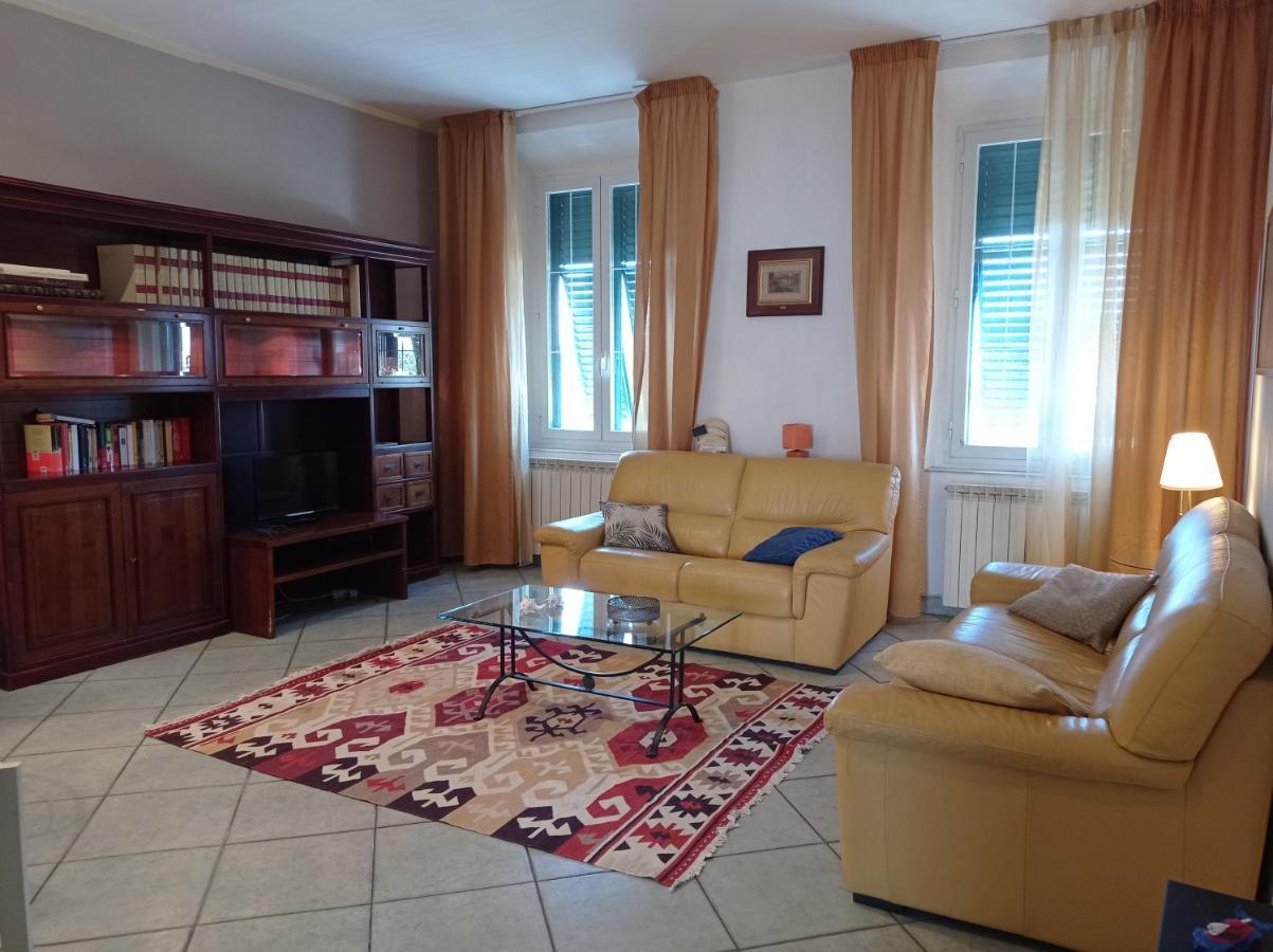 Appartamento Con Incantevole Vista Mare Livorno Exterior foto