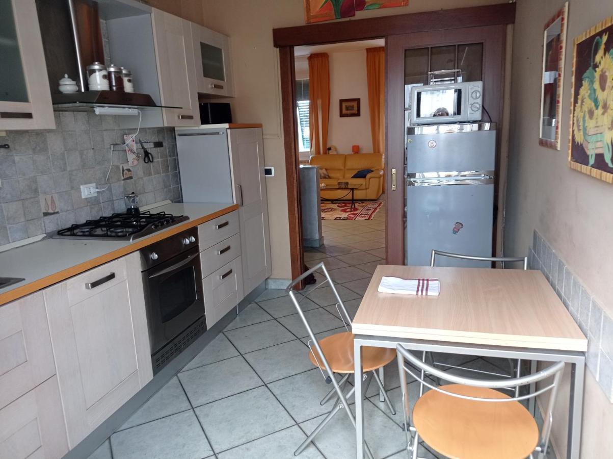 Appartamento Con Incantevole Vista Mare Livorno Exterior foto